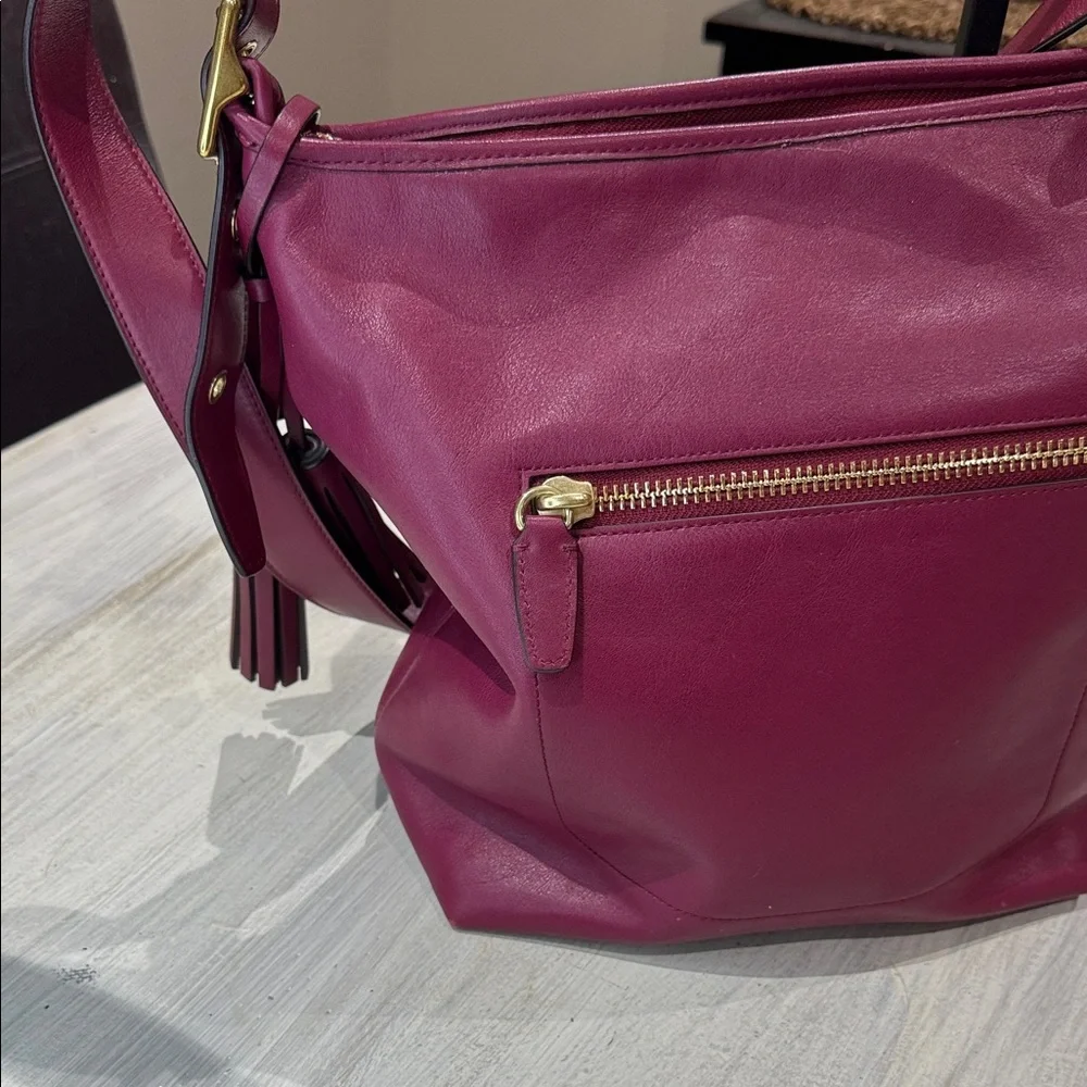 Vintage Coach Fuchsia Leather Shoulder Bucket Bag- EUC